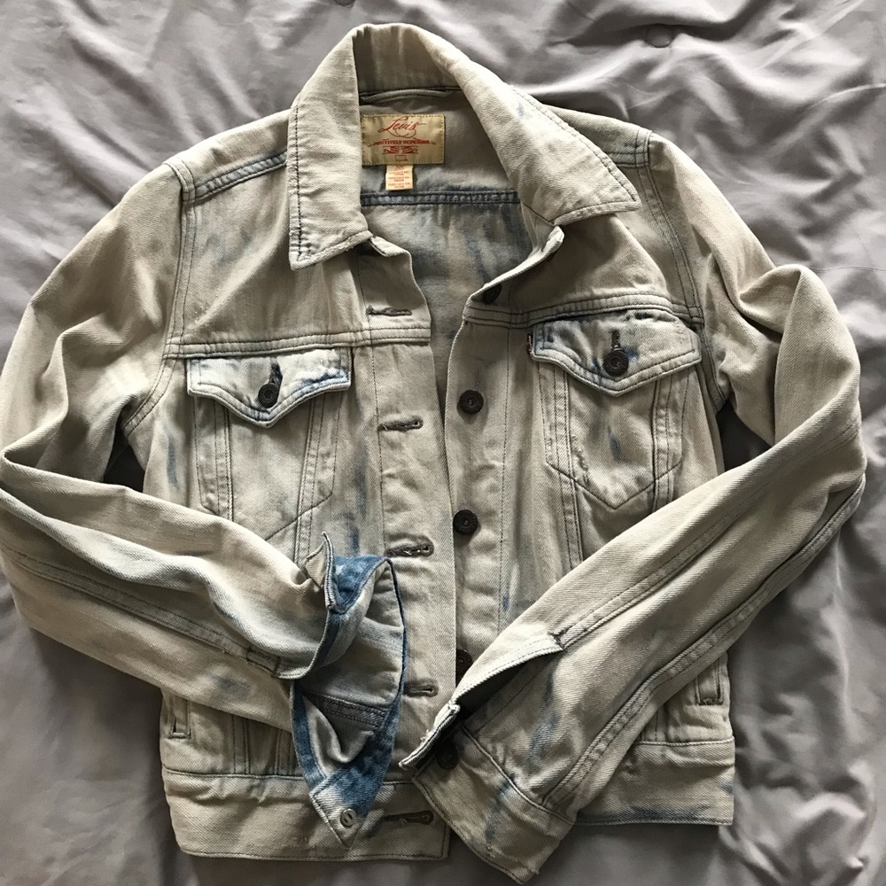 Levi’s acid washed denim jacket